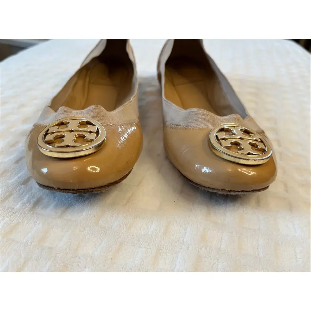 Tory Burch Caroline Ballet Flats Size 7 Beige Patent Leather Khaki Slip On